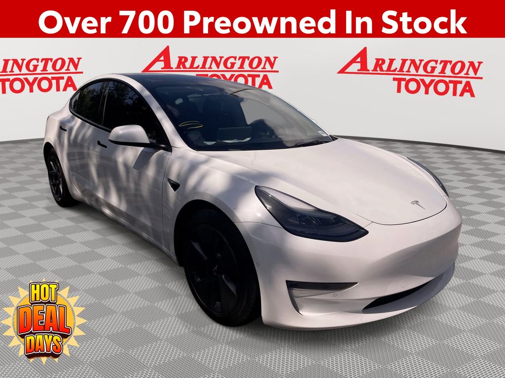 2022 Tesla Model 3 Long Range Dual Motor All-Wheel Drive's photo