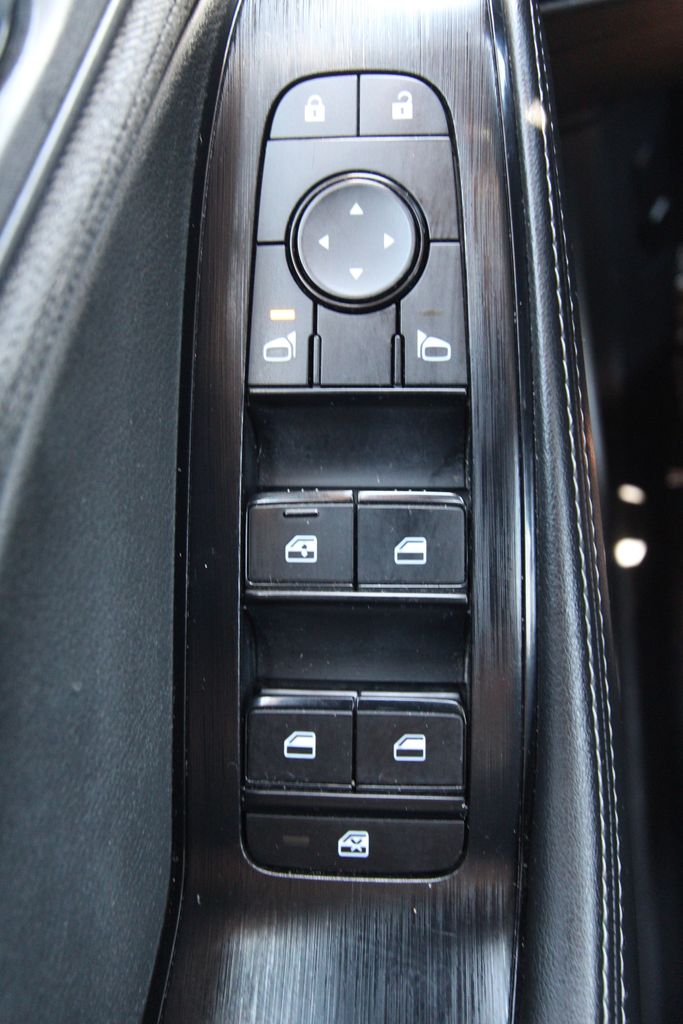 Used 2023 Nissan Rogue SUV