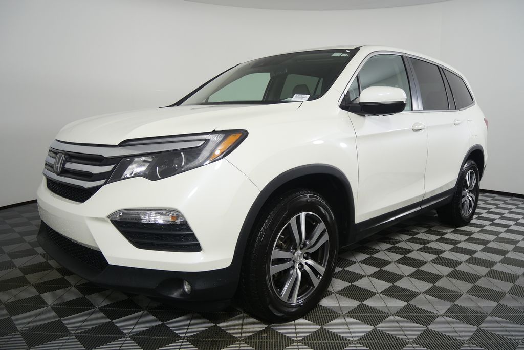 Thumbnail: 2018 Honda Pilot - 8