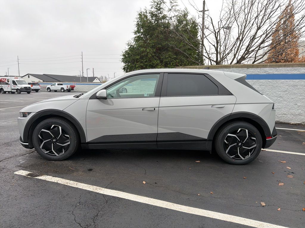 Thumbnail: 2024 Hyundai Ioniq 5 - 2