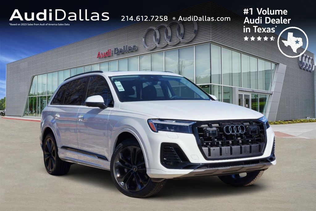new 2025 Audi Q7 car, priced at $77,010