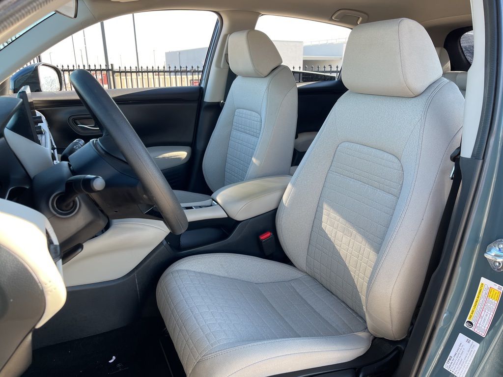 Thumbnail: 2025 Honda HR-V - 24