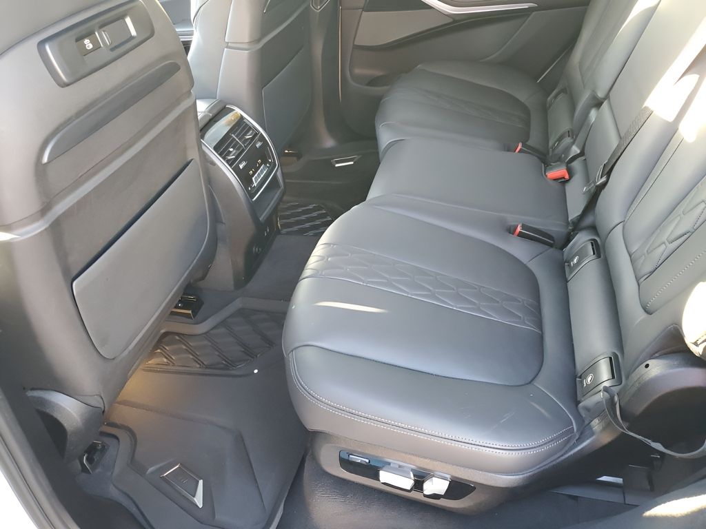 Used Car 2022 Bmw X7  Xdrive40i For Sale Under $60,000 In Austin, Texas