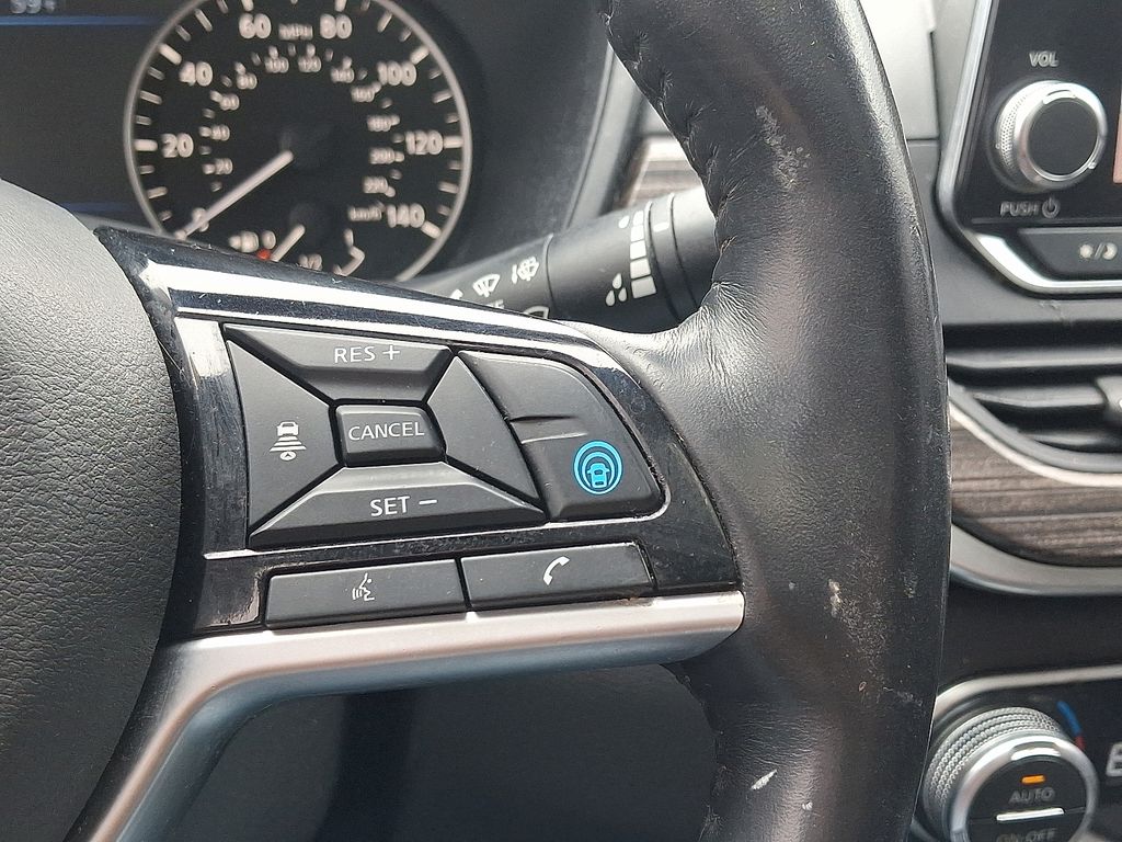 Thumbnail: 2019 Nissan Altima - 23