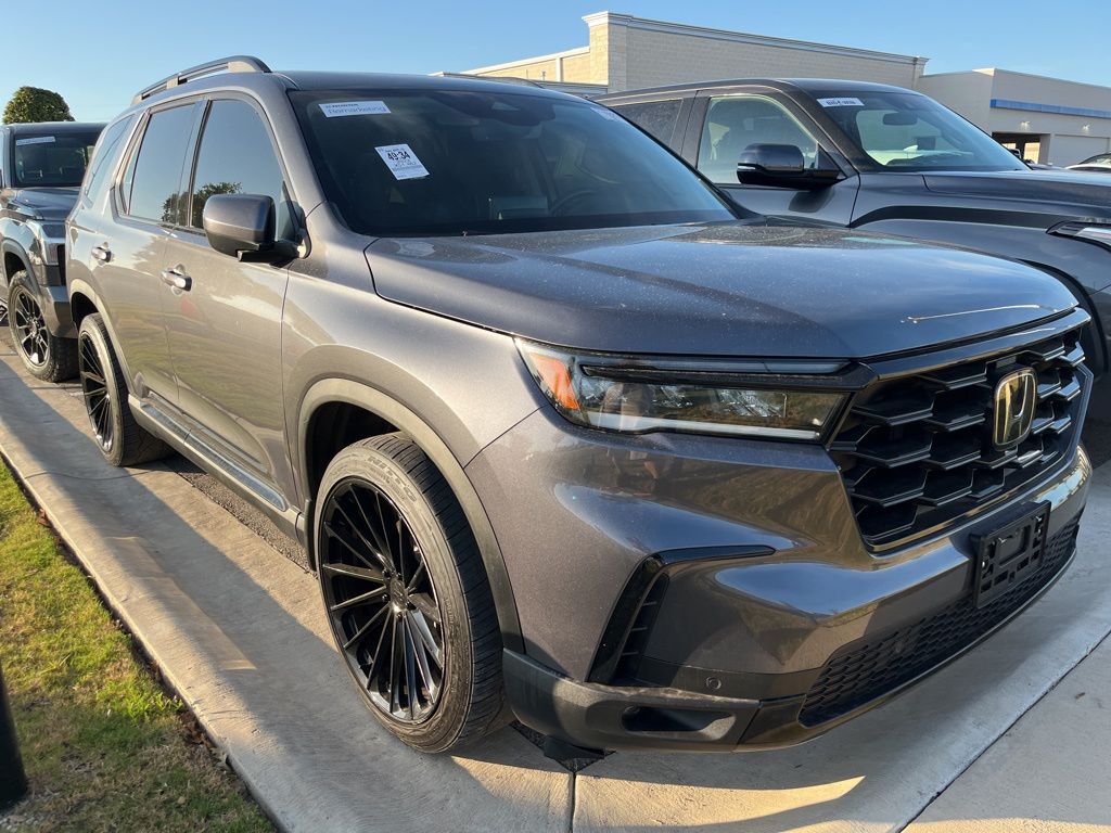 Thumbnail: 2023 Honda Pilot - 2