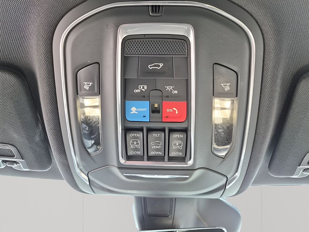 Used Car 2024 Jeep Grand Cherokee  Limited For Sale Under $35,000 In Austin, Texas