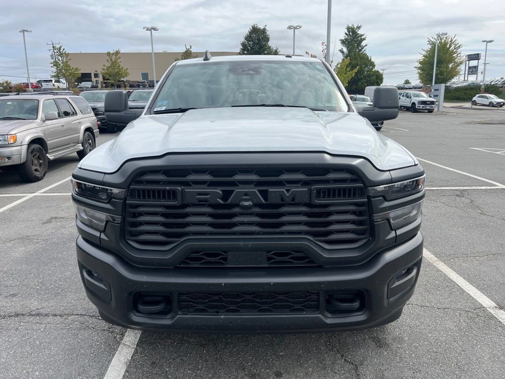 2025 RAM 3500 Tradesman Crew Cab 4WD