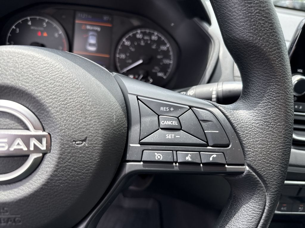 Used 2024 Nissan Altima Sedan