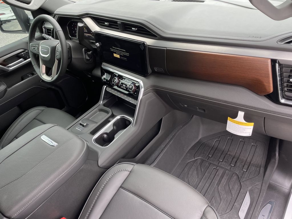 new 2025 GMC Sierra 2500HD car, priced at $81,044