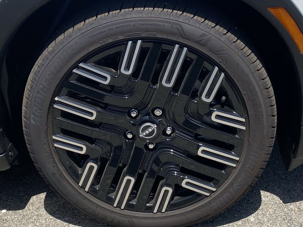 2026 Nissan LEAF Platinum+ - Photo 7