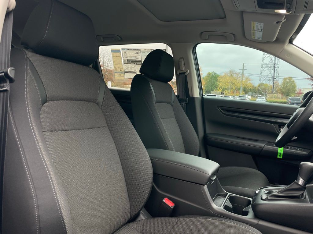 2025 Honda CR-V EX 29