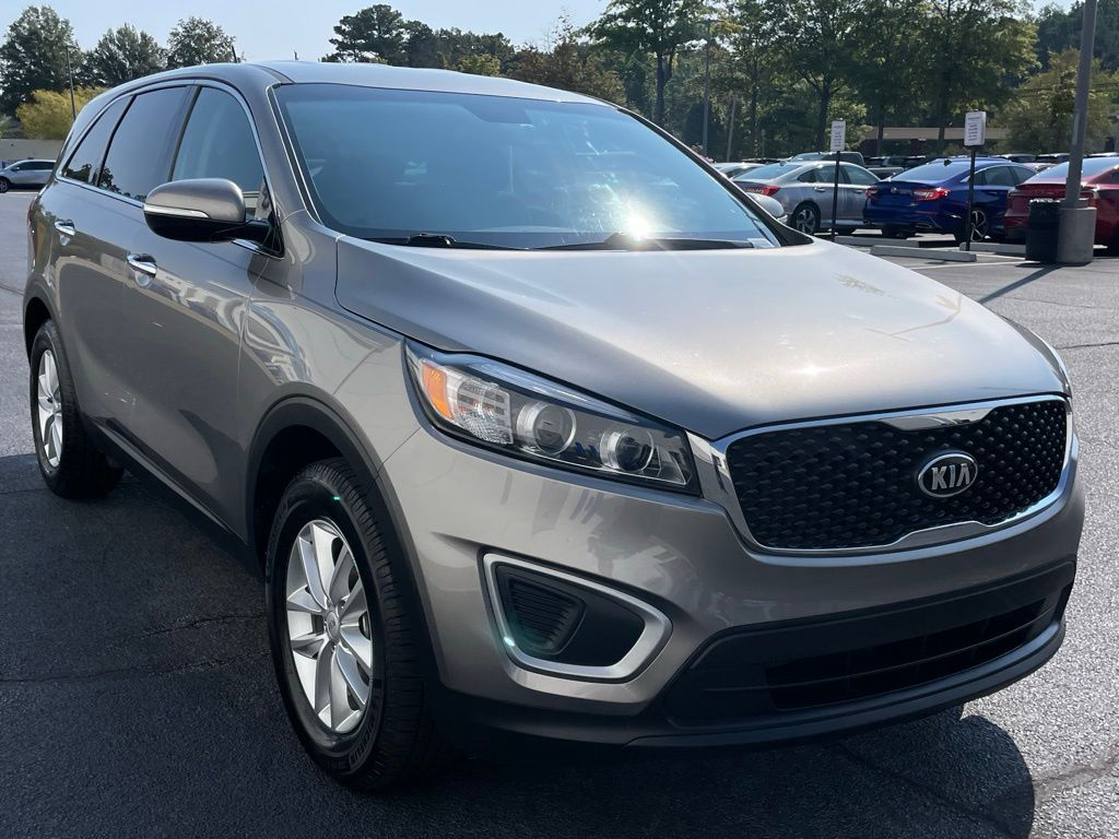 Thumbnail: 2018 Kia Sorento - 8