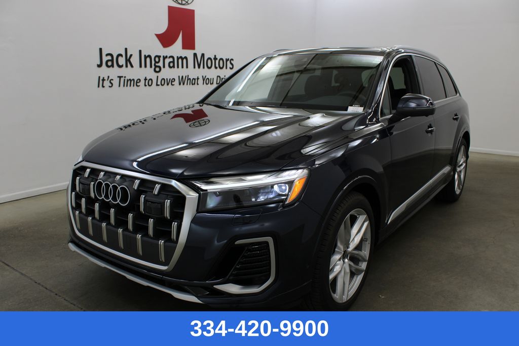 new 2025 Audi Q7 car, priced at $64,158