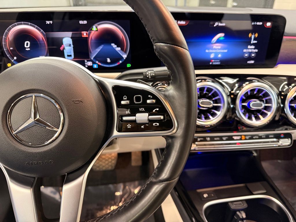 Thumbnail: 2022 Mercedes-Benz A-Class - 14