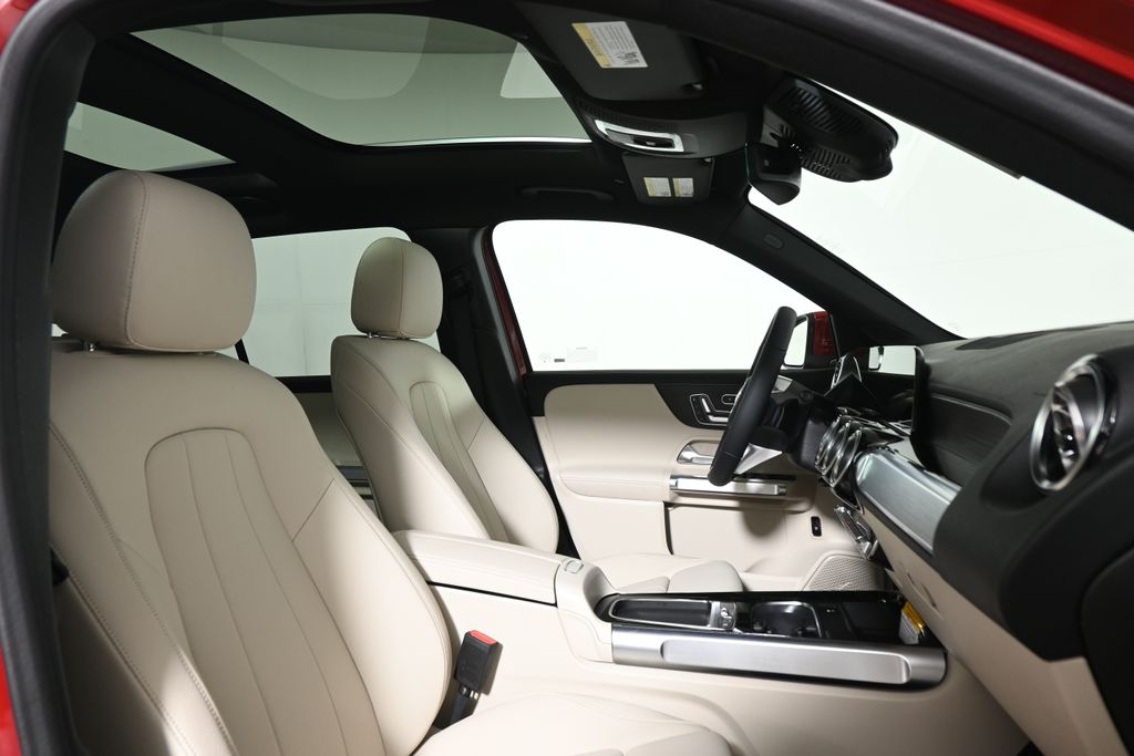 Thumbnail: 2026 Mercedes-Benz GLB - 22