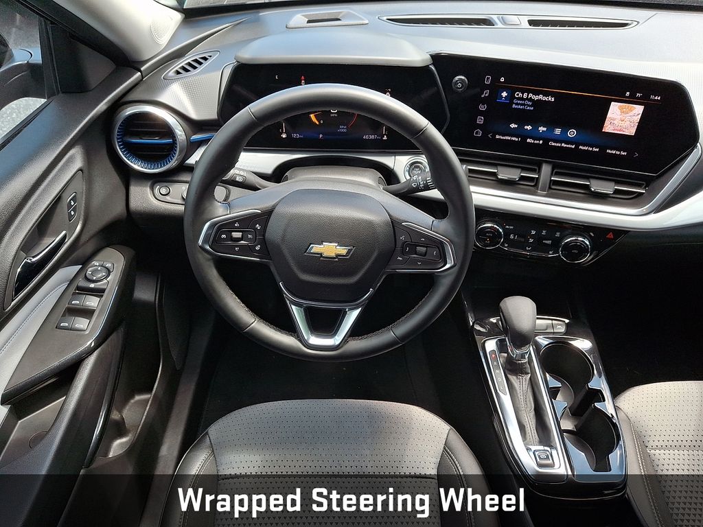 2025 Chevrolet Trax LT Black at Klick Lewis Buick Chevrolet