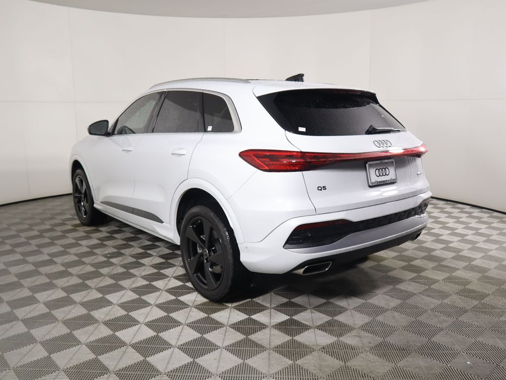 Thumbnail: 2025 Audi Q5 - 7