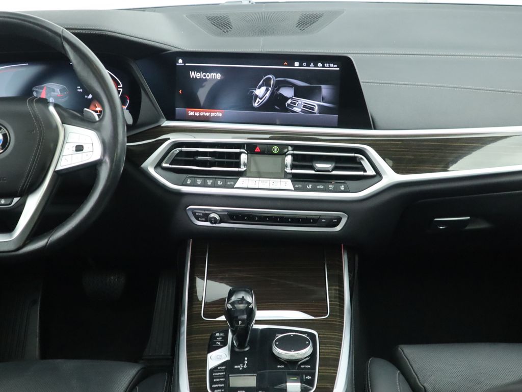 Thumbnail: 2021 BMW X7 - 14