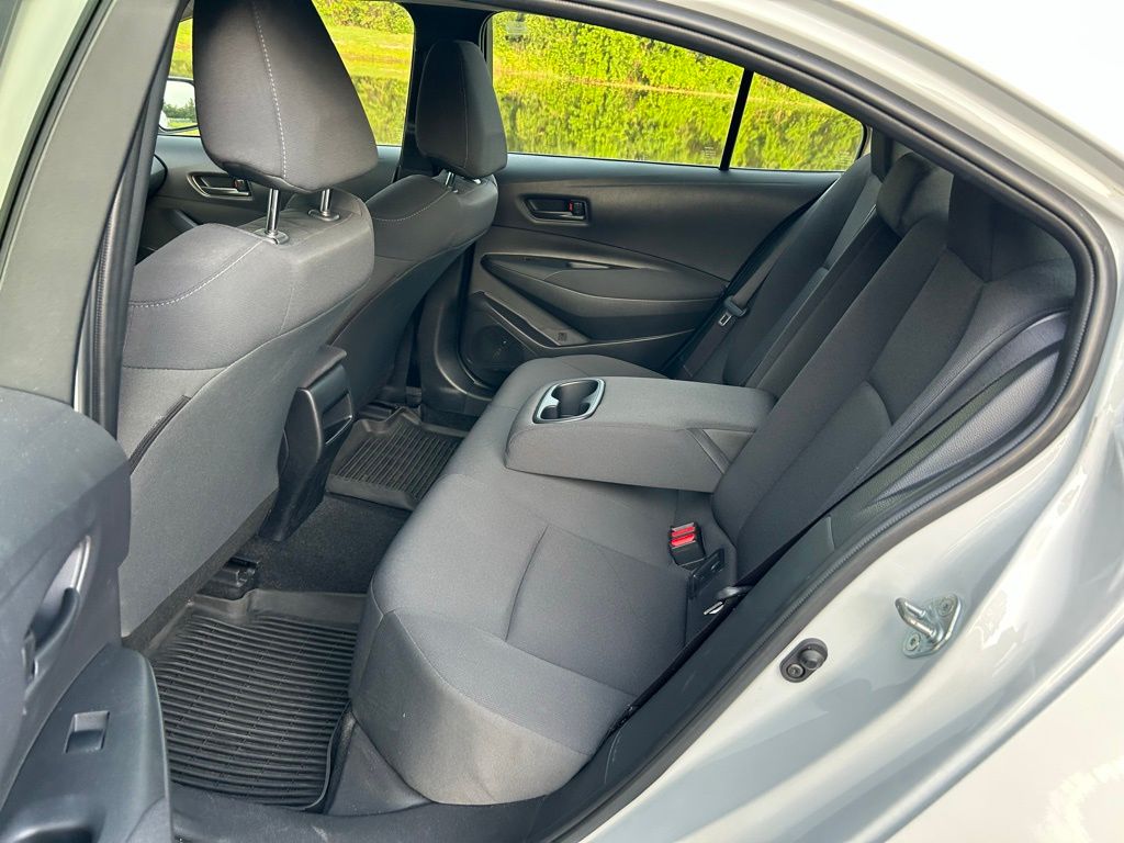 2022 Toyota Corolla LE 13