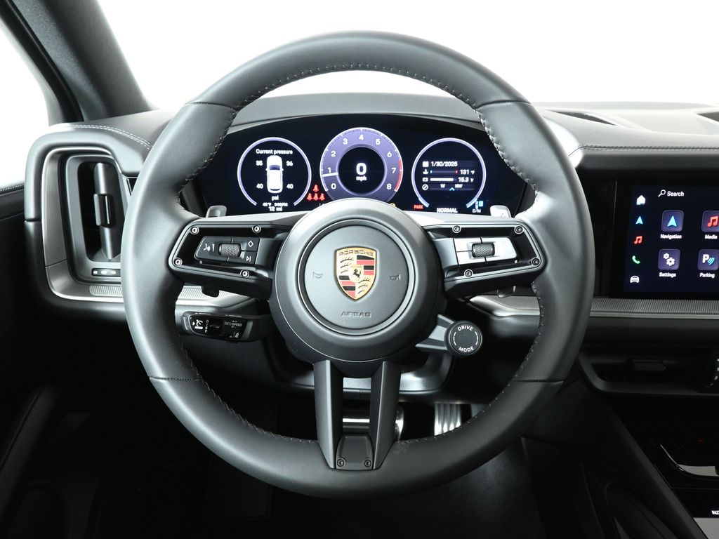 Thumbnail: 2025 Porsche Cayenne - 16