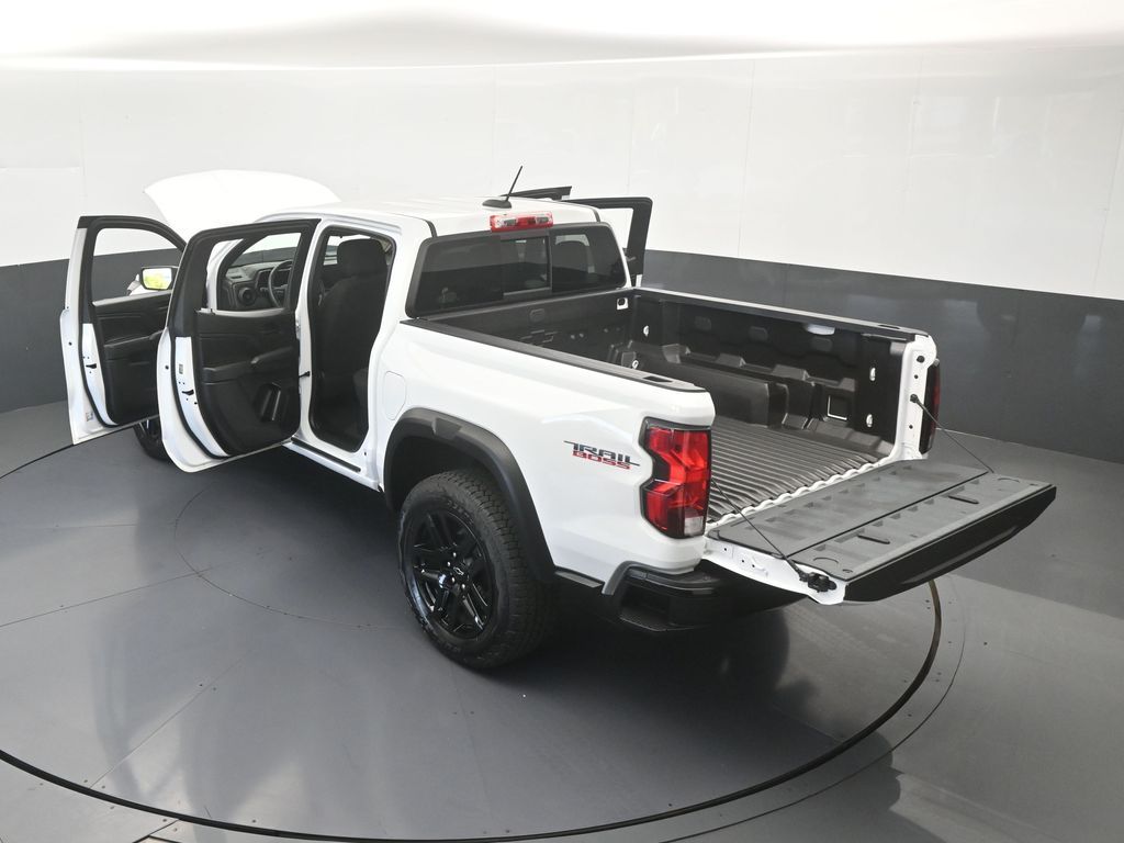 Used 2025 Summit White Chevrolet Trail Boss image 60