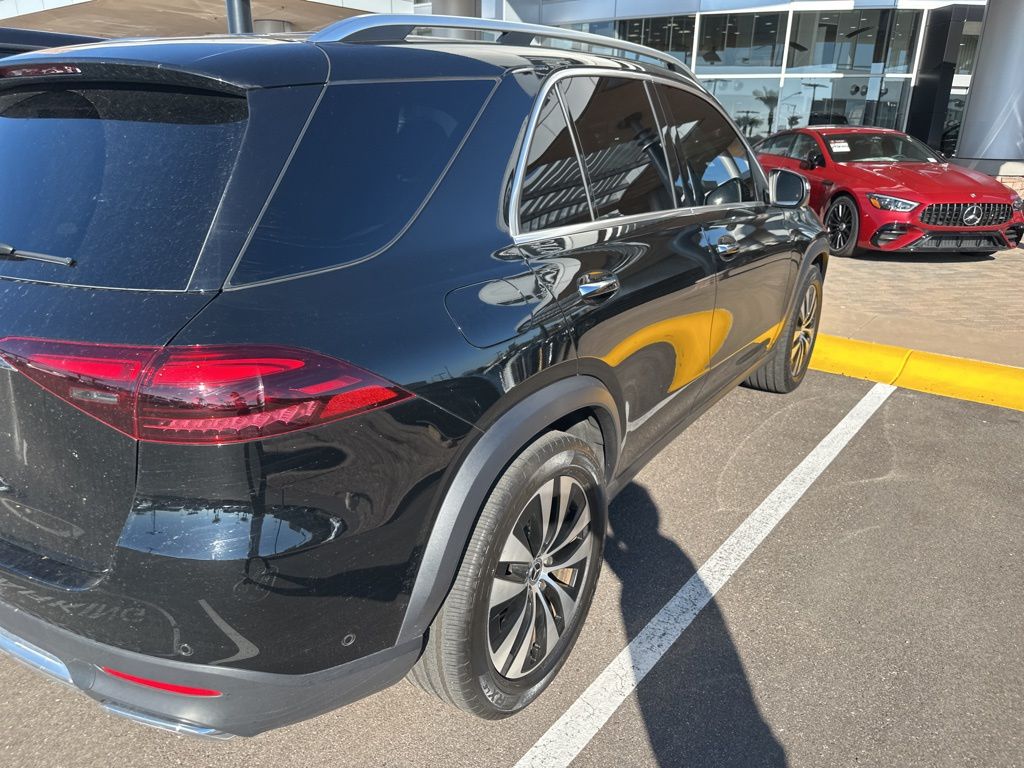 Thumbnail: 2025 Mercedes-Benz GLE - 3