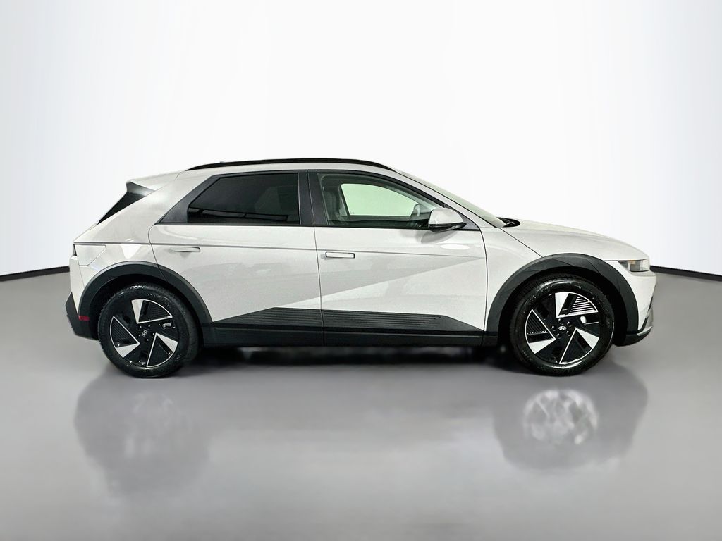 Thumbnail: 2027 Hyundai Ioniq 5 - 4