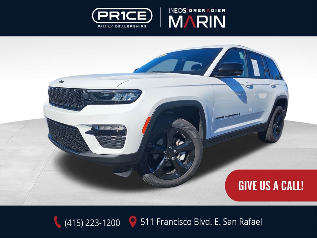 Bright White Clearcoat 2025 Jeep Grand Cherokee Limited 4WD SUV / Crossover Four-Wheel Drive 8-Speed Automatic