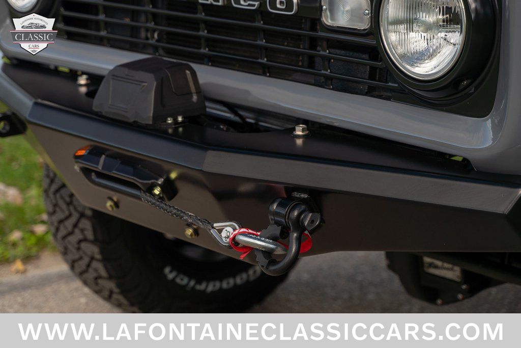 1972 Ford Bronco 26