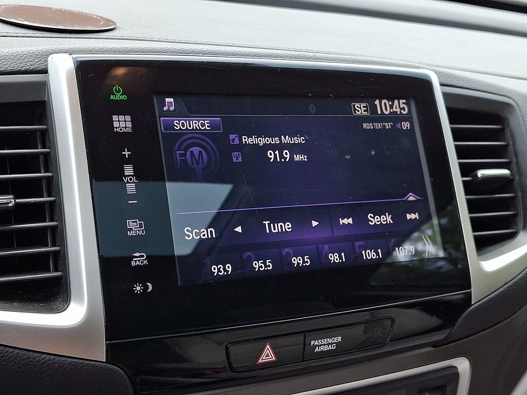 Thumbnail: 2016 Honda Pilot - 18