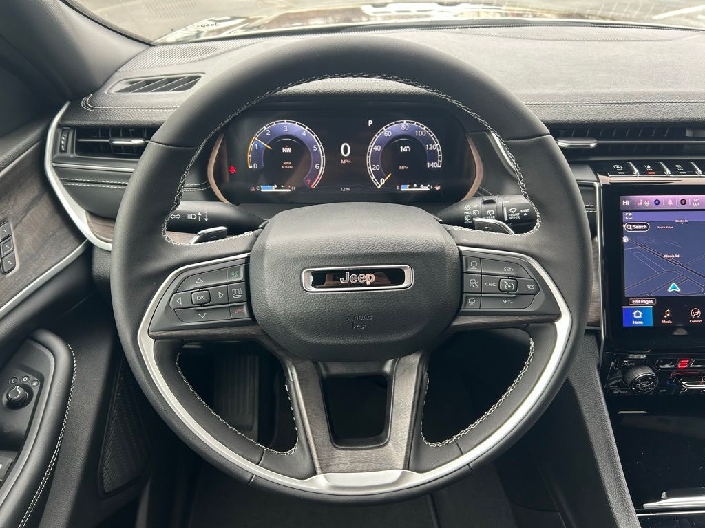 new 2025 Jeep Grand Cherokee L car, priced at $48,220