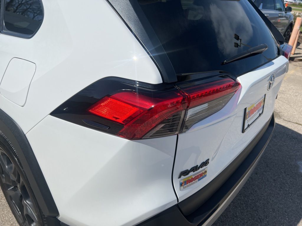 2022 Toyota RAV4 Adventure photo