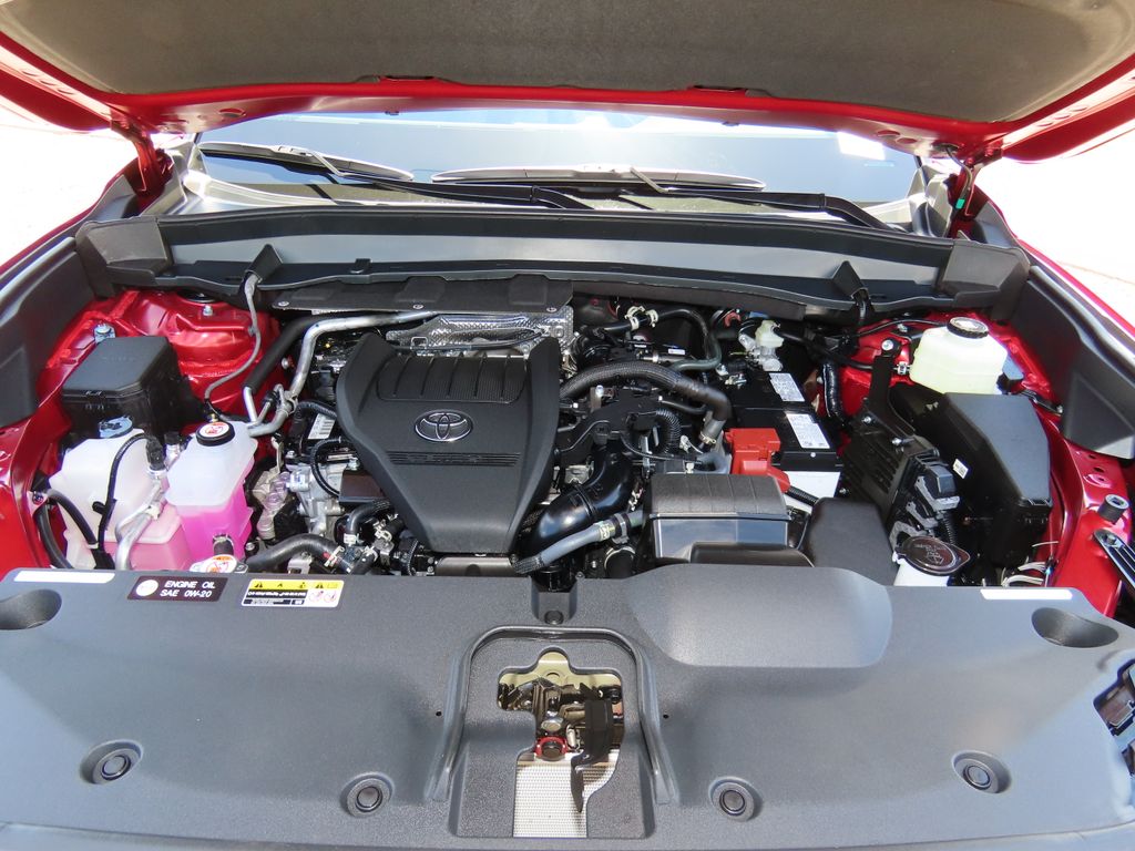 2025 Toyota Grand Highlander Limited 29