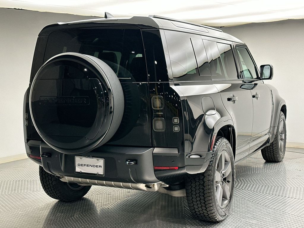 Thumbnail: 2026 Land Rover Defender - 3