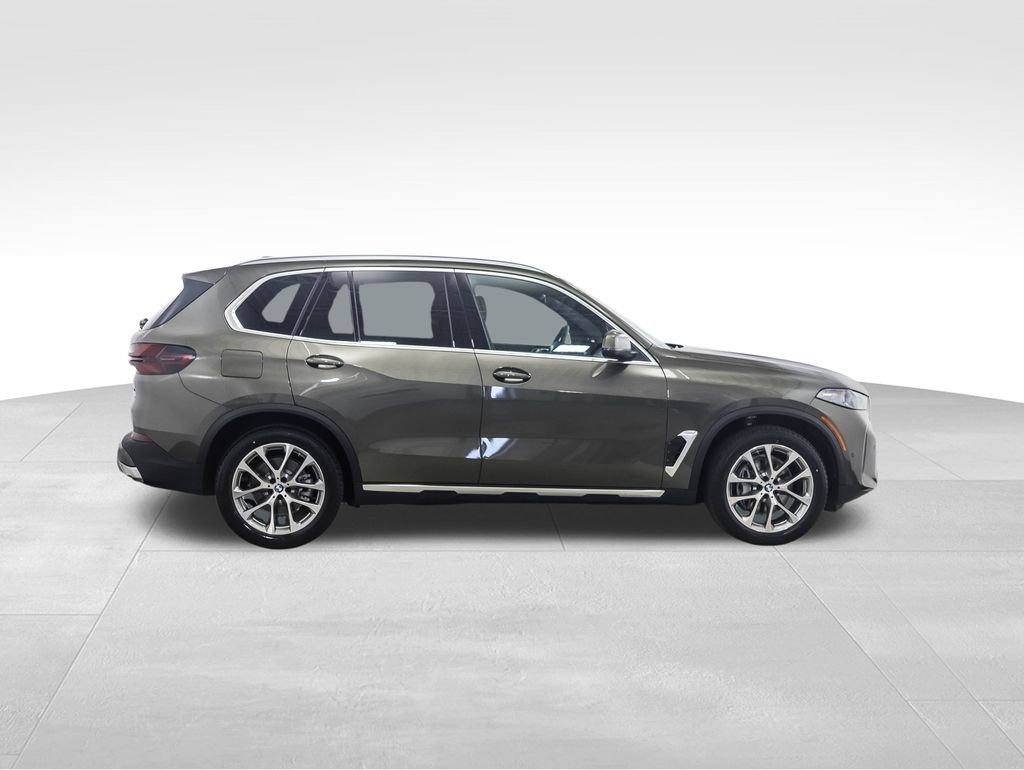 Thumbnail: 2026 BMW X5 - 6
