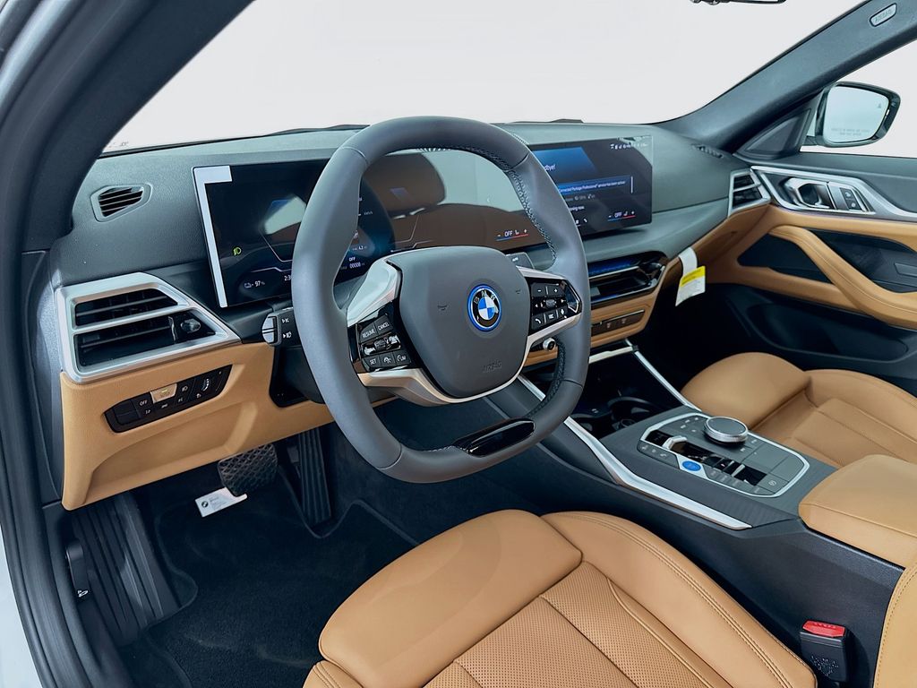 Thumbnail: 2026 BMW i4 - 9