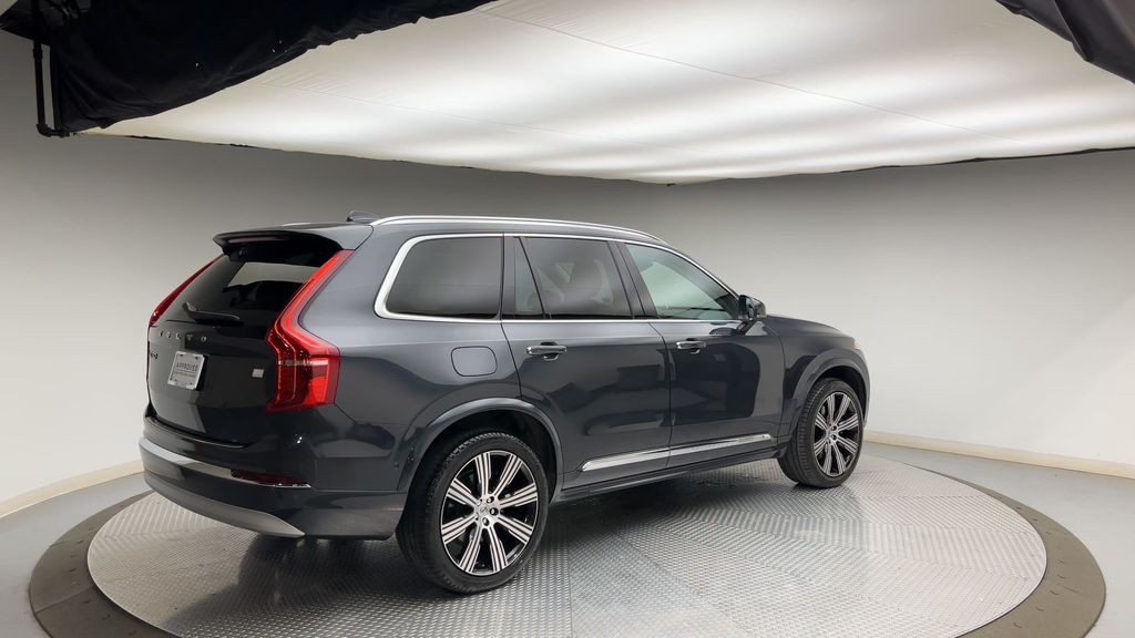 Thumbnail: 2022 Volvo XC90 - 2