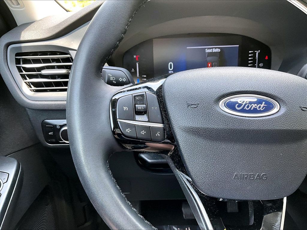 2023 Ford Escape — photo 19