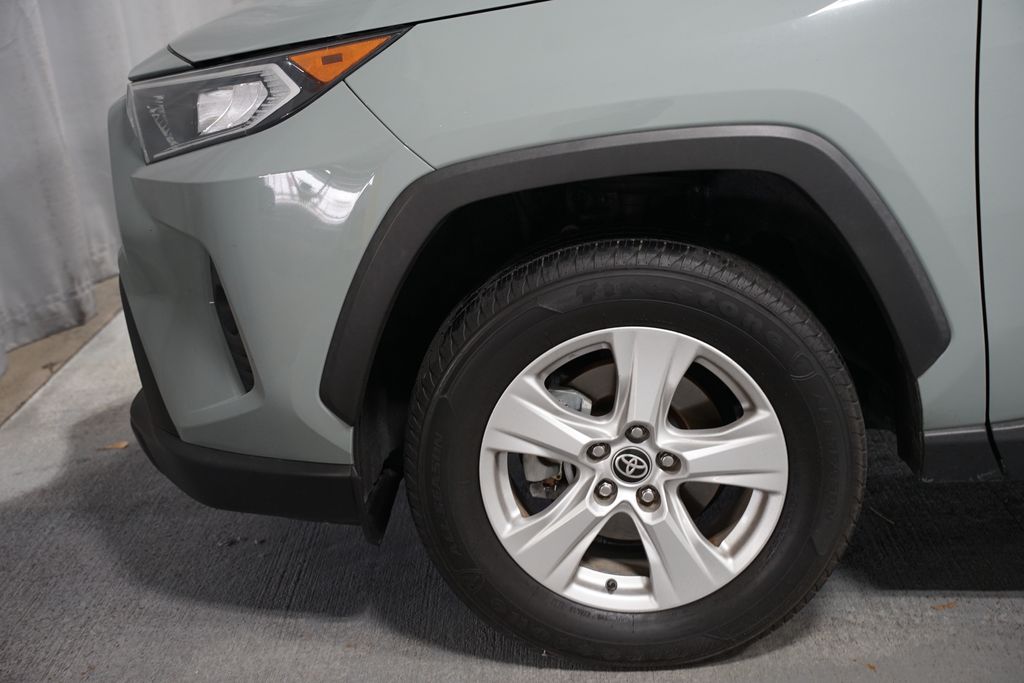 Thumbnail: 2021 Toyota RAV4 - 5