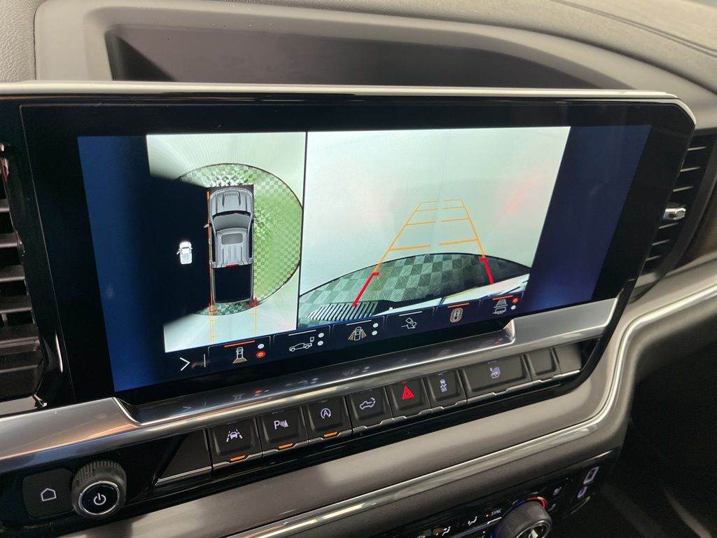 Thumbnail: 2025 Chevrolet Silverado 1500 - 31