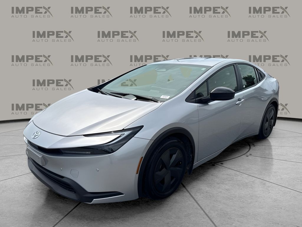 Cutting Edge 2026 Toyota Prius Hatchback Front-Wheel Drive Continuously Variable Transmission