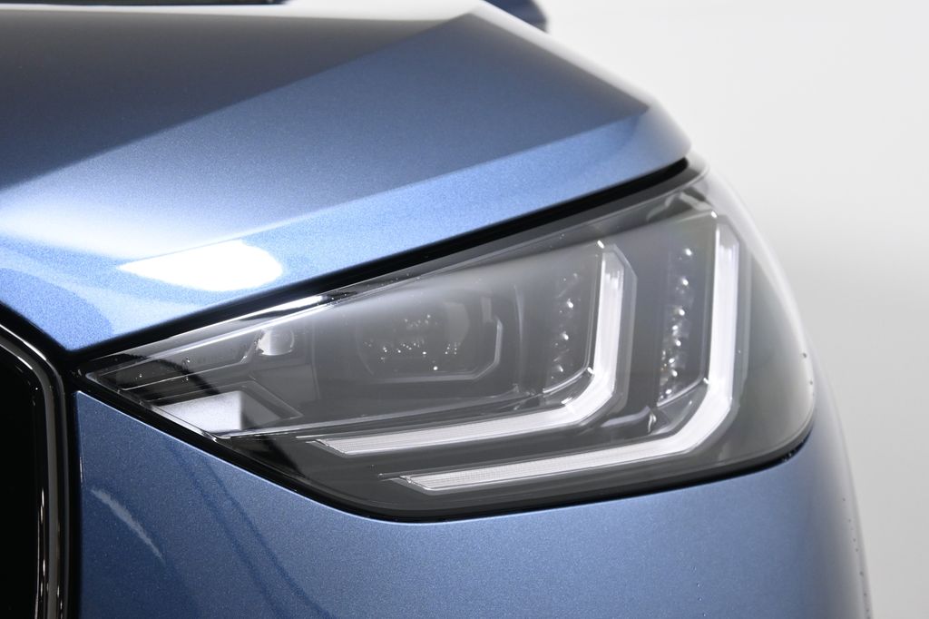 Thumbnail: 2026 BMW X3 - 11