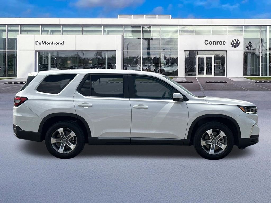 2025 Honda Pilot EX-L White at Classic Honda Galveston