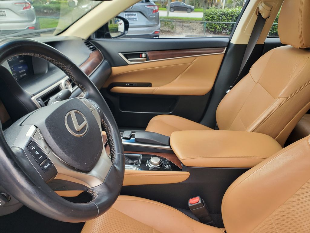 2015 Lexus GS - $14,088