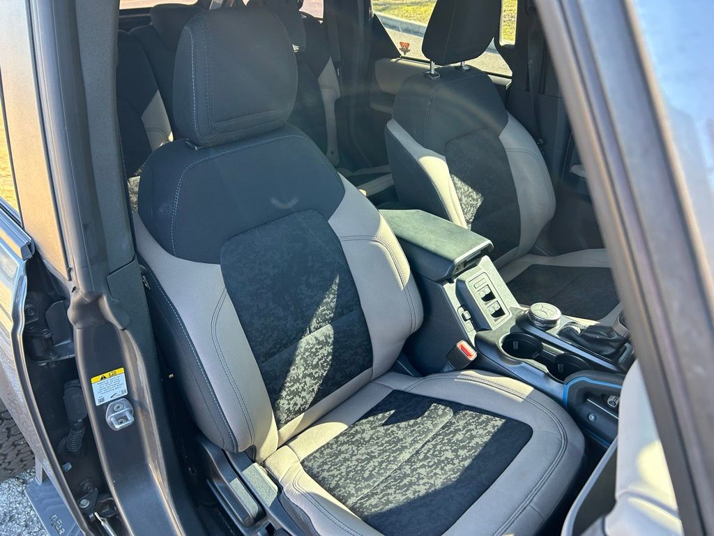 Thumbnail: 2022 Ford Bronco - 15