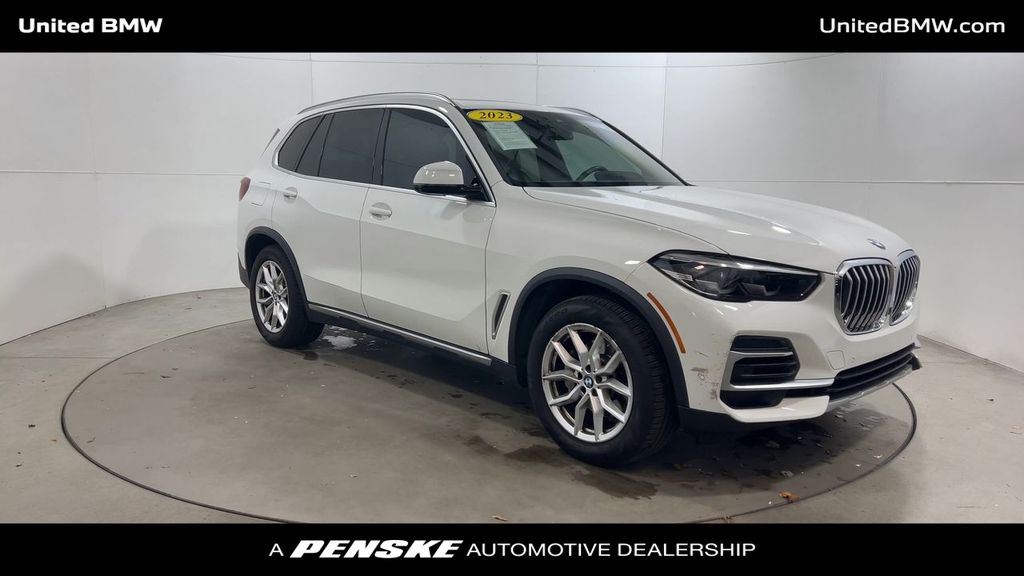 Thumbnail: 2023 BMW X5 - 2