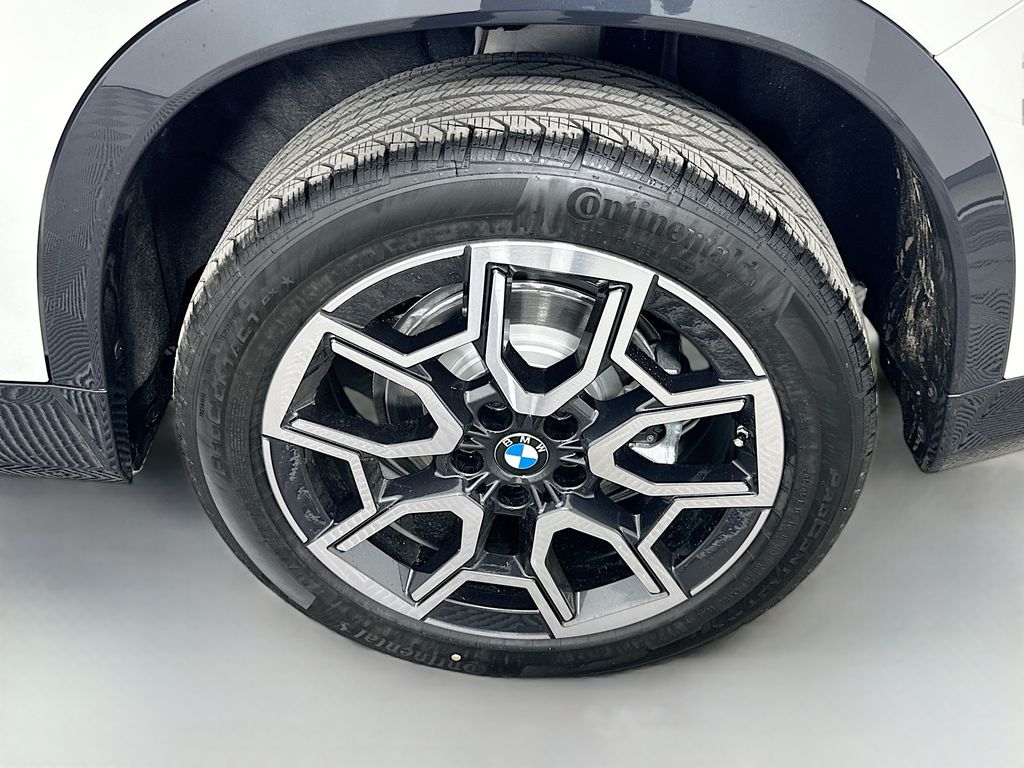 2025 BMW X1 xDrive28i 23