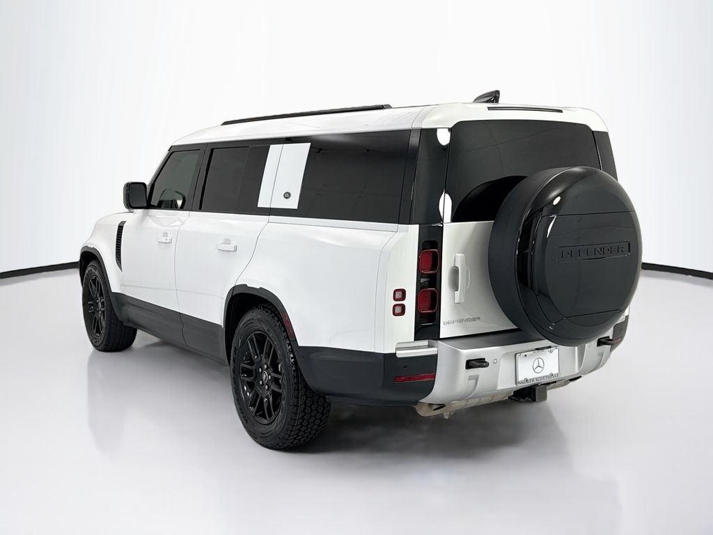 Thumbnail: 2024 Land Rover Defender - 7