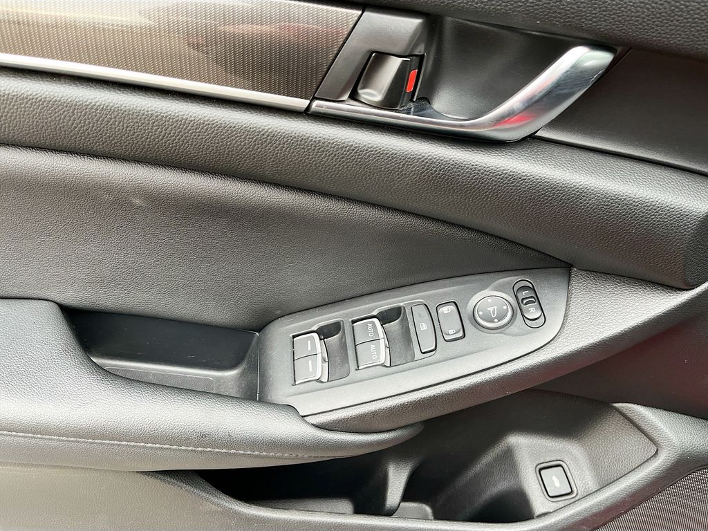 2021 Honda Accord Sport SE - Photo 17