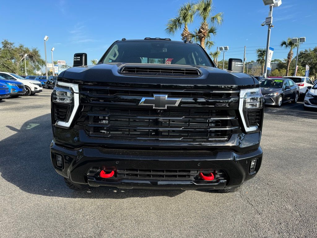 2025 Chevrolet Silverado 2500HD LT 3